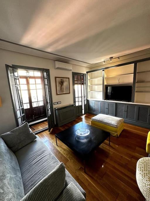 Apartamento Con Parking En Centro De Madrid-Chamberiアパートメント エクステリア 写真